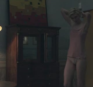 Elizabeth Debicki showing her incredible nude body in sex tape "The Burnt Orange Heresy" (2019)